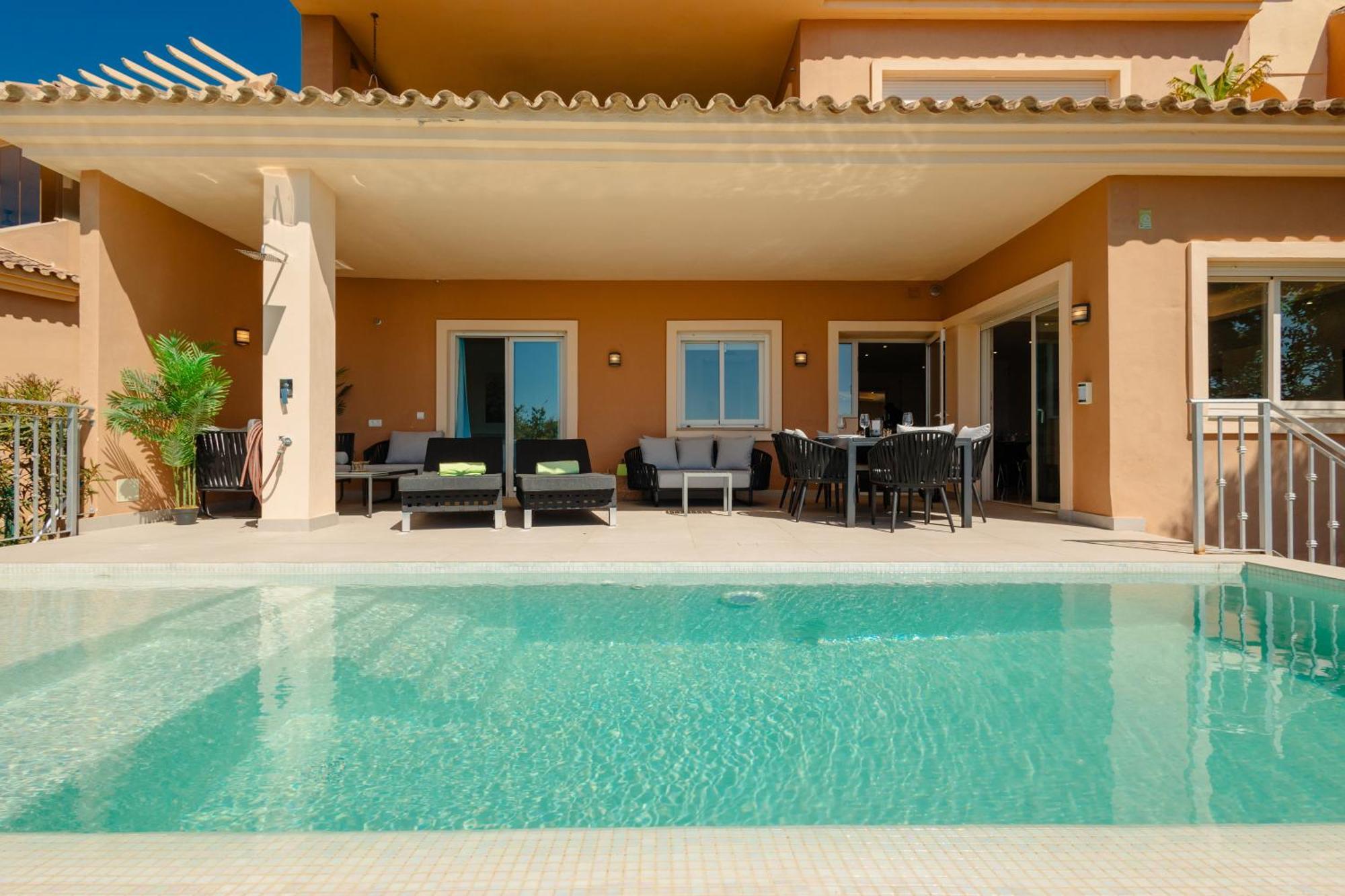 Sitio de CalahondaPrivate Heatable Infinity Pool With Sea Views In La Mairena, Marbellaアパートメント エクステリア 写真
